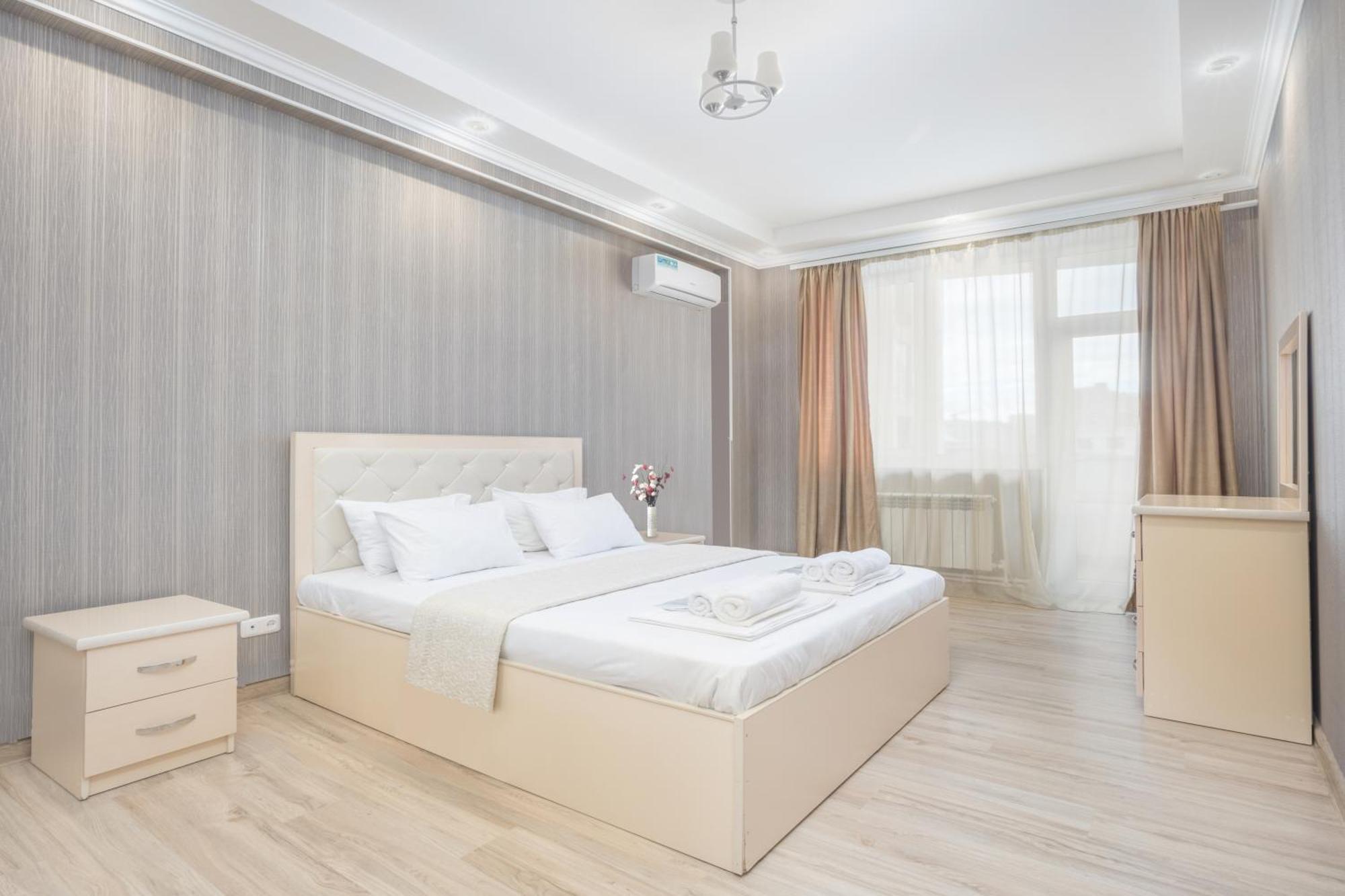 2 Bedrooms 2 Bathrooms Large And Lux Apartment Best Location Yerevan Exterior foto
