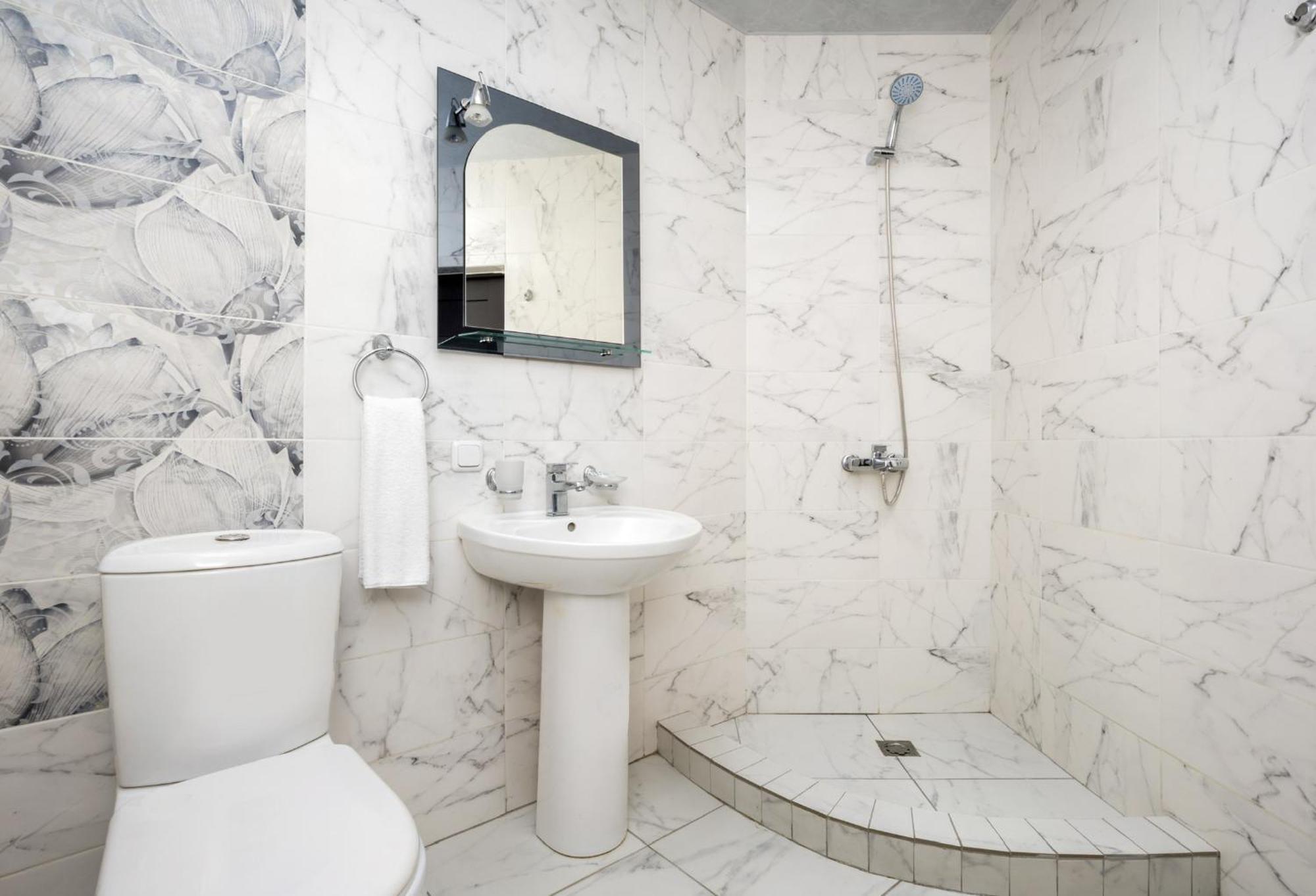 2 Bedrooms 2 Bathrooms Large And Lux Apartment Best Location Yerevan Exterior foto